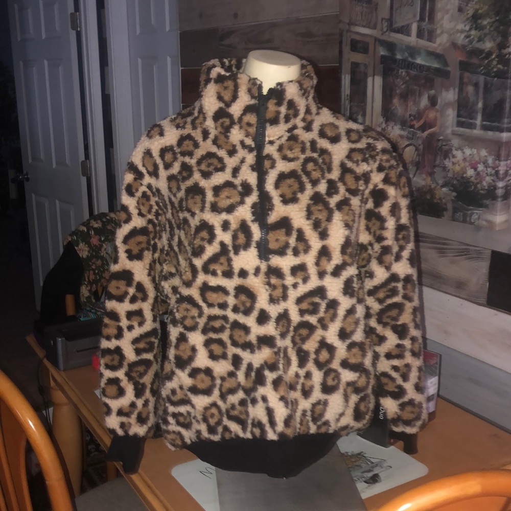 Express Animal Print Pullover Jacket With Zipper - image 1